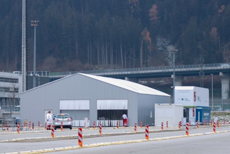 Preview 20201201 Teststationen fuer den Corona Massentest in Innsbruck (1).jpg